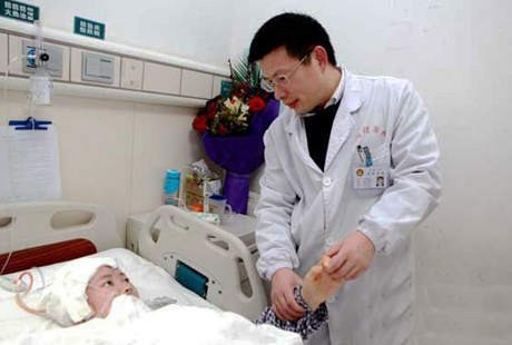 Kebiasaan Makan Kodok saat Kecil, di Kepala Gadis Ini Ditemukan Parasit