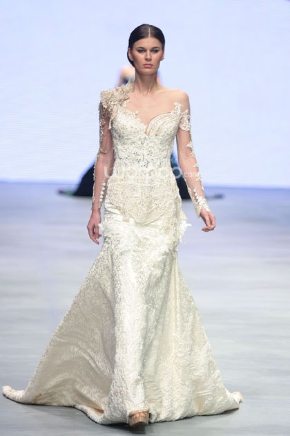 Aura Putri by Fransisca Darmawan. Indonesia Fashion Week 2015 at Jakarta Convention Center. Senayan. Jakarta. [Foto: Mohammad Abduh/Wolipop]