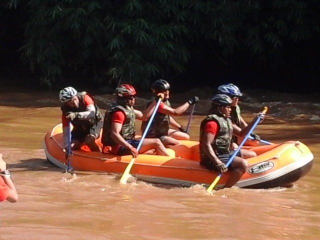 HUT ke-63, Kopassus Gelar Lomba Sepeda dan Rafting