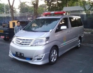 Jenazah Olga Syahputra Diantar dengan Toyota Alphard