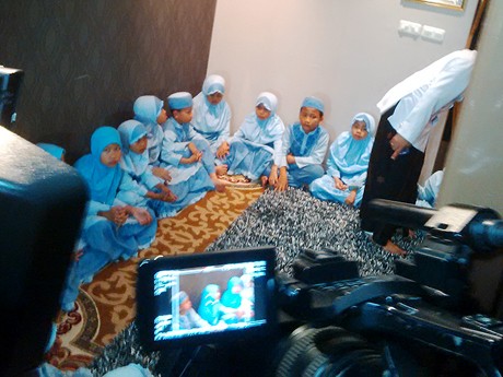 Ratusan Anak Yatim Piatu Hadiri Pengajian untuk Olga Syahputra