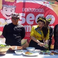 Meriahnya Ngulek Sambel Bareng di Festival Sego Tempong Banyuwangi