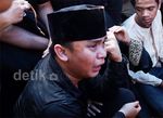 Kesedihan Billy di Pemakaman Olga Syahputra