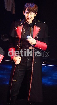 Nichkhun membuat hati Hottest meleleh lewat senyumannya.