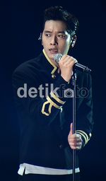 Konser Gila-gilaan 2PM di Jakarta