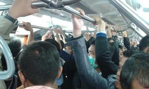 Aliran Listrik KRL Palmerah Dipadamkan, Penumpang Diimbau Naik KA Lokal