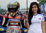 Intip Keceriaan Umbrella Girl Yamaha Yuk..