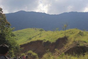Trekking Seru ke Puncak Kuta Malaka di Aceh