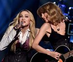 Kolaborasi Madonna dan Taylor Swift di iHeartRadio Music Awards 2015