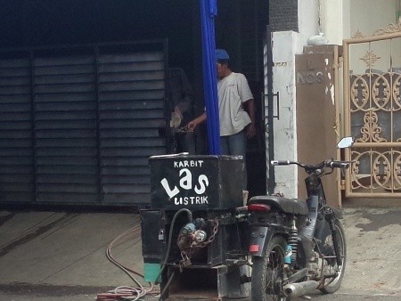 Masih Ada Pelayat yang Datang, Ini Suasana Terkini di Rumah Olga