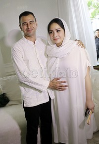 Raffi Ahmad dan Nagita Slavina gelar syukuran empat bulanan. Pool/Palevi S/detikFoto.
