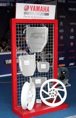 Yamaha R25 Spesial Edition Hanya Ada 100 Unit