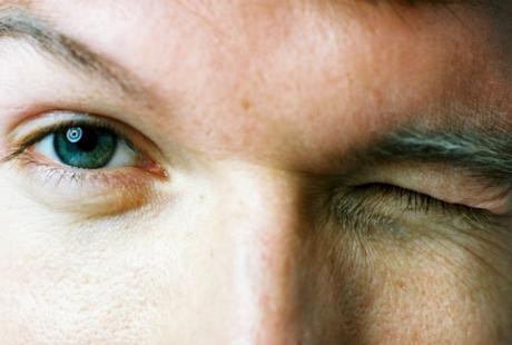 Gangguan Penglihatan Bisa Tingkatkan Risiko Bunuh Diri Seseorang