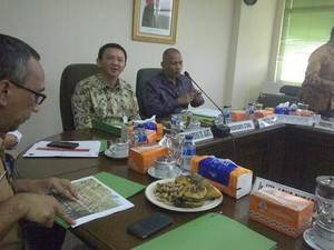 Ahok Hadiri RUPSLB Pengelola Pasar Induk Cipinang