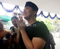Billy Syahputra sudah kembali tersenyum pasca kepergian Olga. Desi Puspasari/detikHOT.