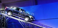 Ranger juga dilengkapi dengan Hill Launch Assist, membantu pengendara tetap yakin saat bekendara di jalanan miring, maju maupun mundur. Membantu menuruni kemiringan tajam pada kecepatan konstan.Pool/Ikhwanul Khabibi/detikFoto.