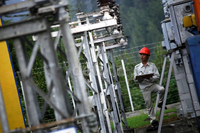 Jokowi Ingin Bangun Pembangkit 35 Ribu MW, PLN Mulai Tender Gas