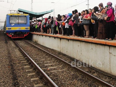 Mulai Hari Ini, Tarif KRL Pakai Hitungan Perkilometer