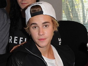 Justin Bieber Gaet Kanye West dan Rick Rubin di Album Baru