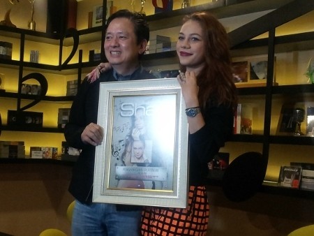 Debut Album Shae Sabet Platinum Award