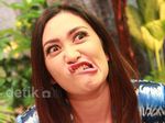 Nafa Urbach, is That You?