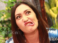 Bahkan, ekspresi jeleknya semakin menjadi-jadi. Pool/Gus Mun/detikFoto.