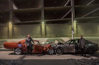 Insiden fatal pun dialami Han (Sung Kang) di 'Tokyo Drift'. Dan menjadi pemantik yang cukup bagi Dom dan Deckard untuk saling memburu satu sama lain. (Dok Universal Pictures)