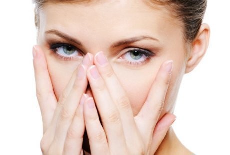 Pusing, Alergi Hingga Amnesia, Dampak Kenakalan Mr P pada Istri