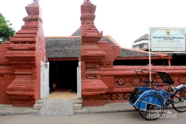 Wisata Religi Di Cirebon Ada Masjid Kelenteng Antik