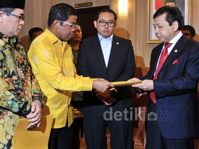 Kubu Ical Serahkan Putusan Sela PTUN ke DPR