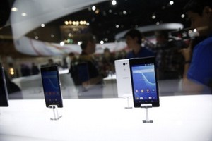 Bangun Pabrik Ponsel Jadi Opsi Terakhir Sony
