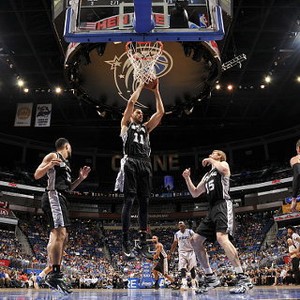 Bekuk Magic, Spurs Pastikan Tiket Playoff