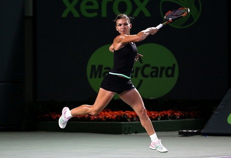 Halep Tantang Serena di Semifinal