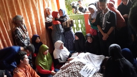 Firasat Minta Ikan Tawes Saat Jelang Kepergian Mpok Nori Firasat Minta Ikan Tawes Saat Jelang Kepergian Mpok Nori