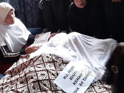 Suasana Duka Selimuti Kepergian Mpok Nori