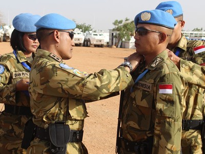 98 Prajurit TNI Konga XXXV-A Naik Pangkat di Darfur