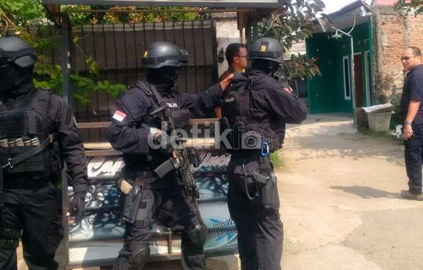 Diburu Densus 88, Teroris di Pegunungan Sakina Jaya Sempat Ledakkan Bom