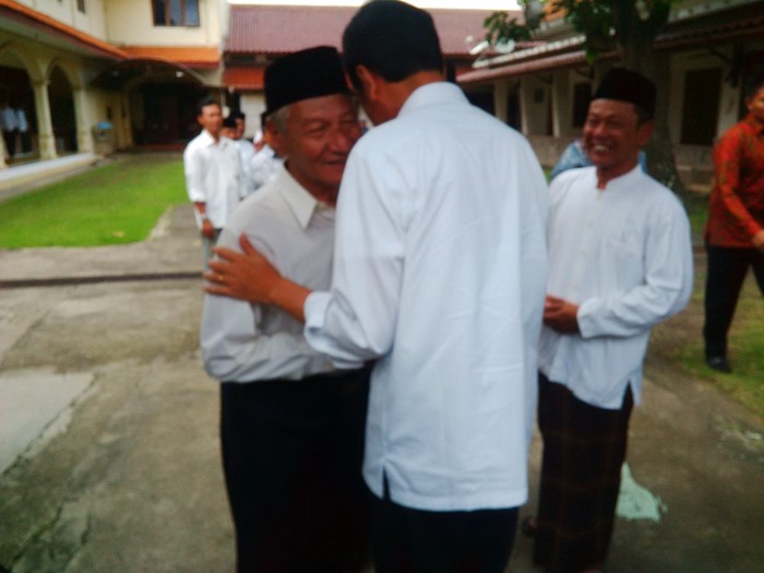 Jokowi Kunjungi Pesantren di Kampung Halamannya