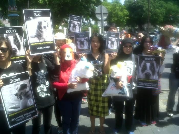 Pecinta Hewan Di Jogja Demo Tolak Tongseng Asu