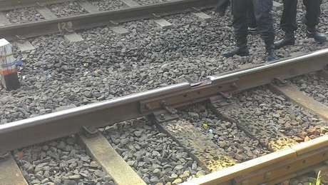 Rel Patah Antara Tanjung Barat-Lenteng Agung Diperbaiki, KRL Normal