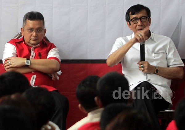 Diskusi Konsolidasi Kelembagaan Negara Dalam Perspektif Konstitusi