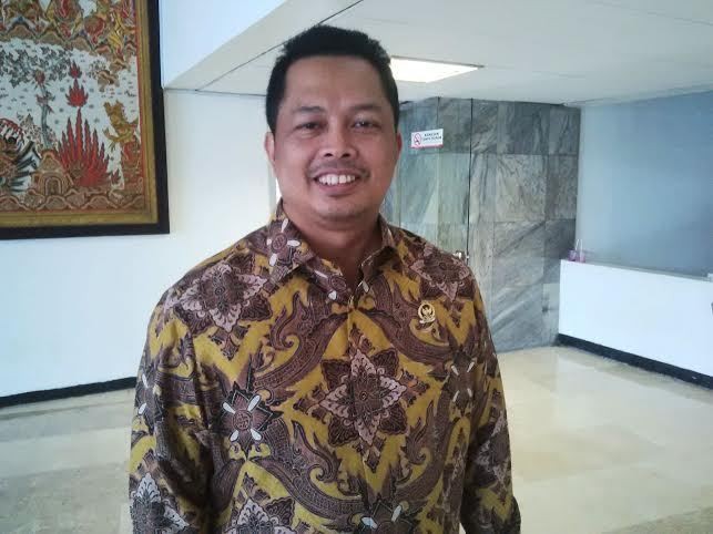 Pimpinan MPR: DPR Memang Butuh Tunjangan Mobil, Tapi Jangan Mewah