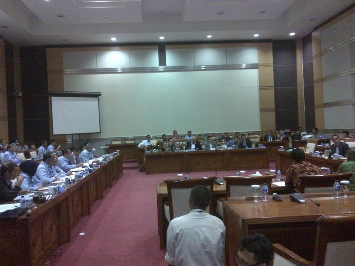 Komisi III Gelar Raker dengan Menkum HAM