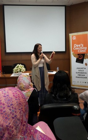 Di Lima Kota, Dewi Lestari Gelar Dees Coaching Clinic