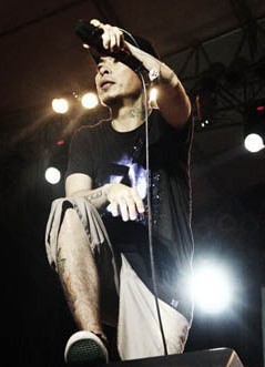 Beery Saint Loco Merasa Liar dan Mirip Tarzan Sebelum Jadi Mualaf