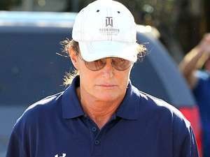 Ejek Bruce Jenner, Jamie Foxx Dihujat Khloe Kardashian