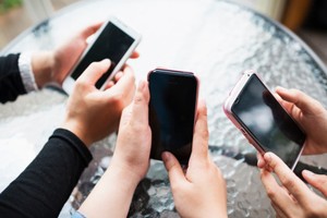 Menkominfo Segera Terbitkan Rancangan Aturan 4G Lokal