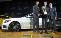 Mercedes-Benz C-Class menjadi mobil terbaik dunia secara keseluruhan. (dok World Car Awards).