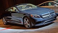 Untuk kategori mobil mewah,  Mercy S-Class coupe, mengalahkan finalis seperti BMW i8 dan  Range Rover Autobiography Black LWB. (dok World Car Awards)