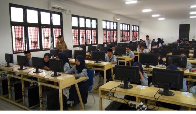 Ujicoba UN Online di Pekanbaru, Peserta Temukan Sejumlah Kendala